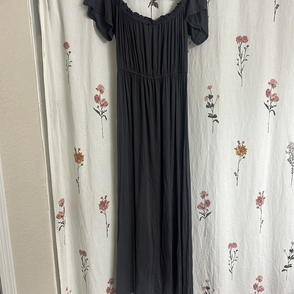Boutique Dress - Picture 5 of 5